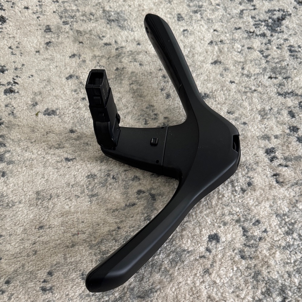 New - Black Range Rover Velar VR Headset Accessory - Picture 3 of 3